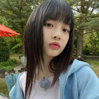 苍傲玉